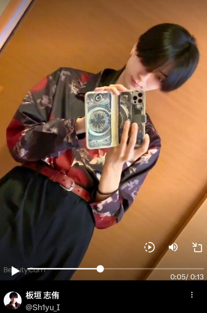 板垣志侑