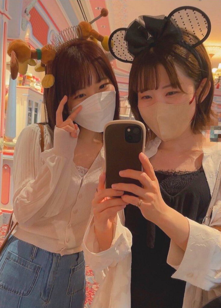 石見舞菜香 スマホカバー